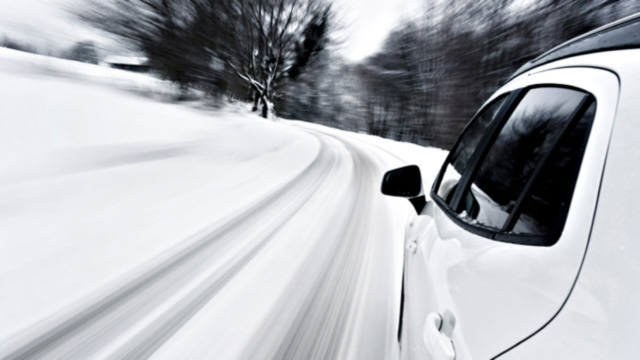 Six-AWD-vehicles-for-winter-driving-hero