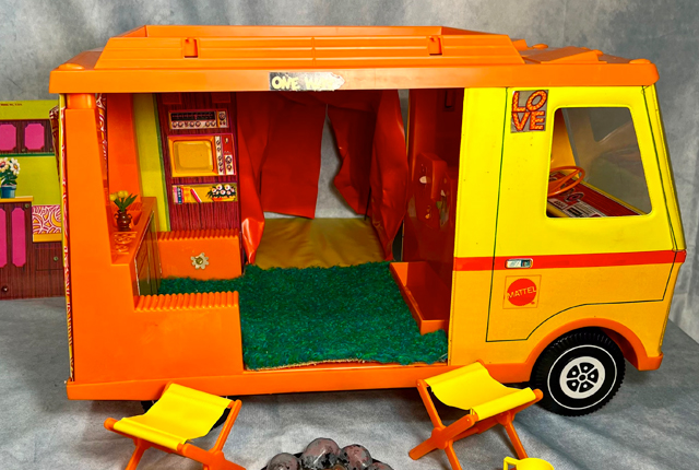 Barbie Country Camper toy car